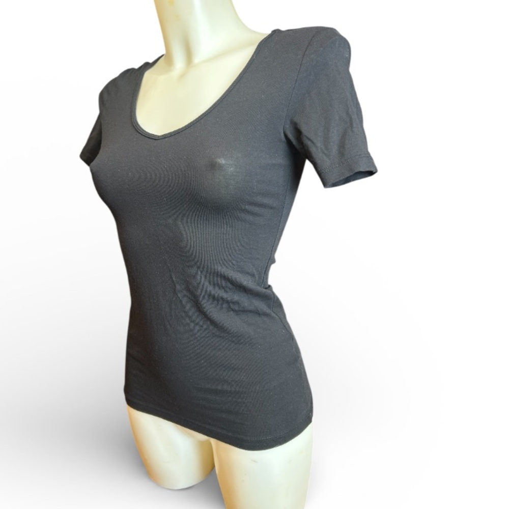 H&M Black Short Sleeve Tee